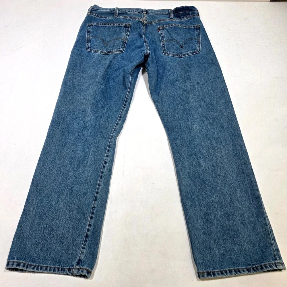Levi's 501 Straight Leg Jeans Mens W40 L32 Blue Button Fly Classic Denim Pants